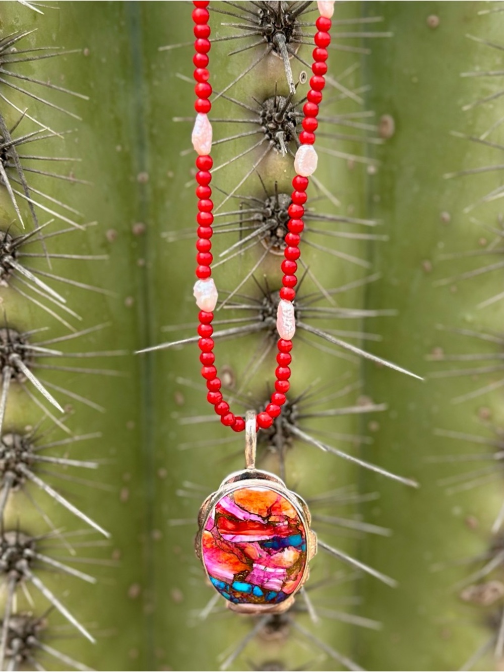 Pink Spiny Oyster Turquoise Pendant Necklace Oval